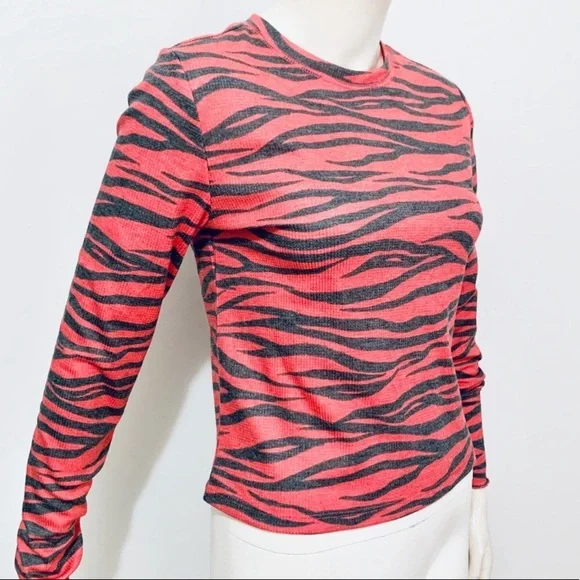 BP Nordstrom red tango zebra stripe cozy thermal top (NWOT) - Picture 6 of 9